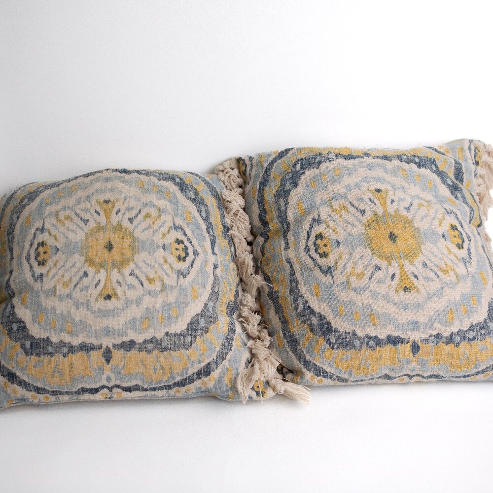 2 Square Pillow Shams